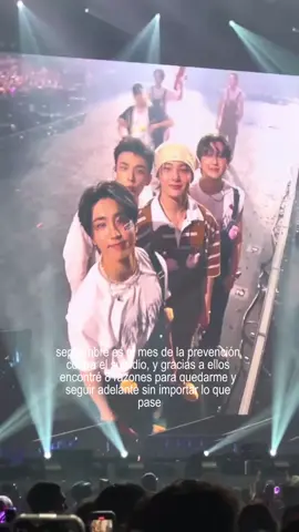 #StrayKids : Hoy es 10 de septiembre y es el Día Mundial de la prevención del Suicidio, y quiero darle un agradecimiento especial a los chicos, aunque pueda sonar estupido, en ellos encontré un hogar y miles de razones para quedarme, sin importar lo que pase, porque al final del día los tengo a ellos.  Así que si estás pasando por algún momento difícil recuerda que no estás solq, refugiate en algo que te haga sentir vivo.  