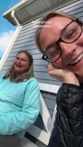 She said I was so much fun then I went to record and she forgot. Posting this strictly for my siblings so they know I’m the most fun 💁🏼‍♀️ One thing about us is we will be giggling 🤭  #motheranddaughter #funny #alzheimers 