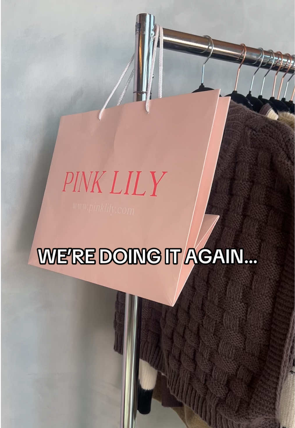 Click the event to register!! You don’t want to miss it🤩 #fallsweaters #falloutfitinspo #falloutfitideas #sweaters #liveevent 