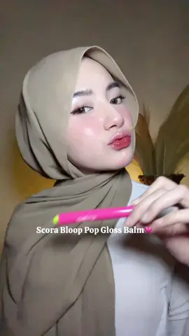 lip balm kesukaan aku, bentuknya unik kyk pulpen best bgt sih scora😫
