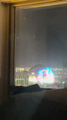 the view from my hotel room in vegas 🤪