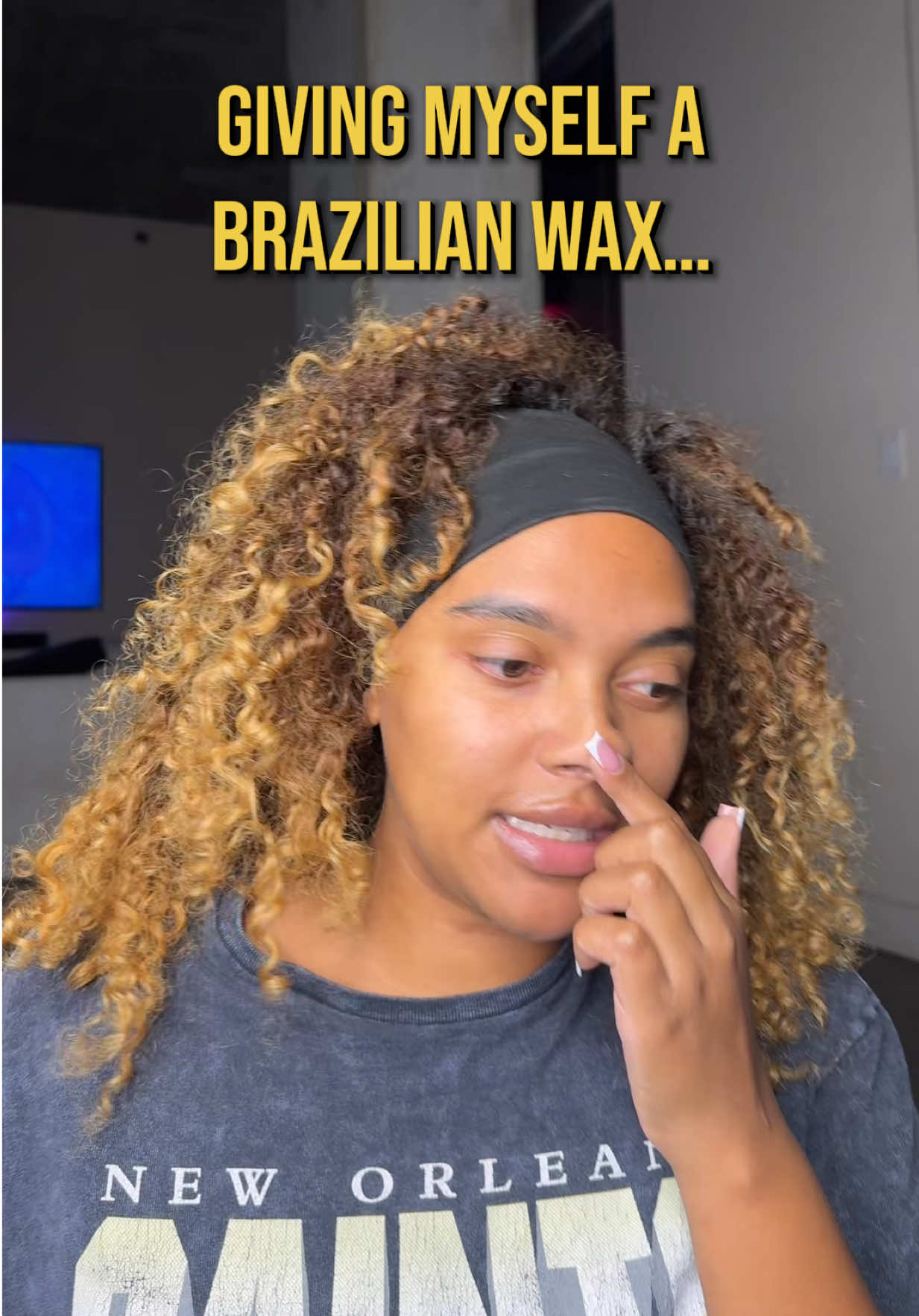 Omg I cannot believe we just did that?? Am I crazy?? #brazilianwax #waxing #waxingathome #zalaiyanefwani #blackgirl 