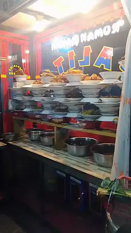tetap semangat jangan berhenti ditengah jalan tidak ada kehidupan tanpa masalah dan tidak ada perjuangan tanpa rasa lelah#rmpalito #rumahmakanpadang #masakanpadang #putraminang #pejuangrupiah 