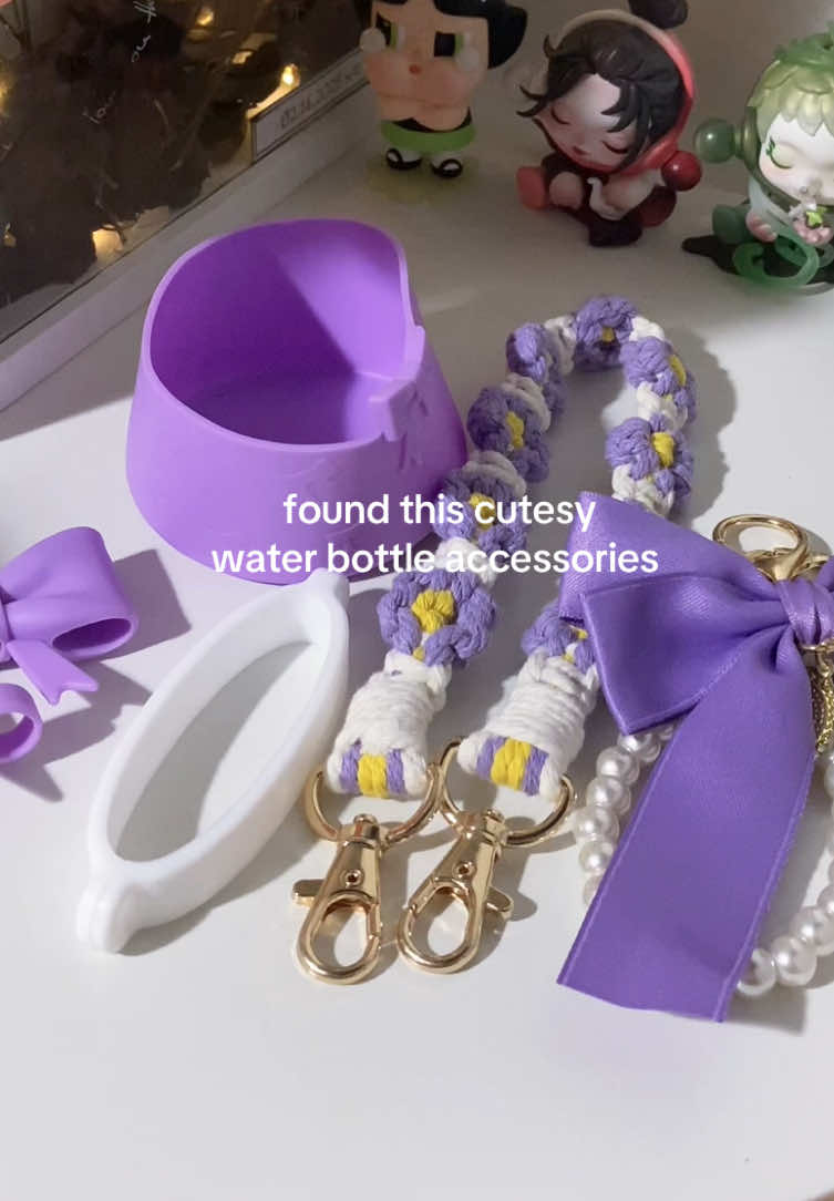very cutesy 💞 thankyouu so much  Banana's Leaf #watercupaccessories #tumbleraccessories 