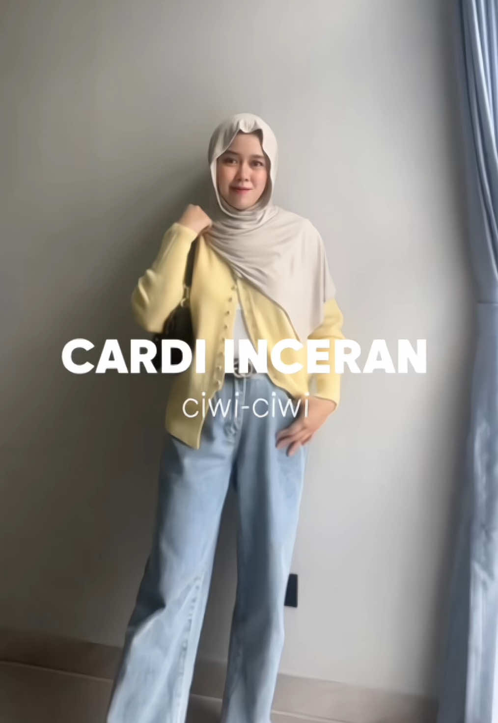 inceran kamu kan dr kemarin?? sama ‼️ cepet bgt sold yg warna ini 😭 #inalacardigan #cardigan #ootdfashion #ootdhijab 