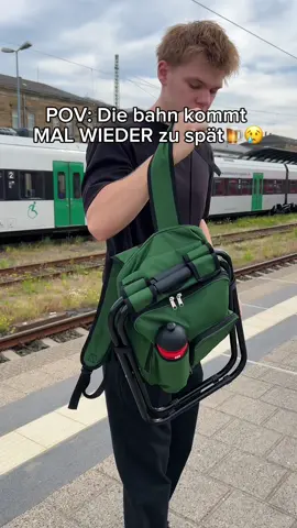 Markiere einen Bahnfahrer😭 #shoulderbag #stuhl #bahn #db #bauchtasche 