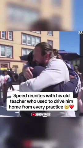 This link up was awesome ❤️ (via @IShowSpeed) #espnsocial #ishowspeed #highschool 