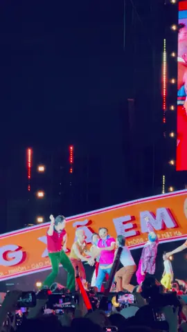 Tiểu phẩm hài kịch 