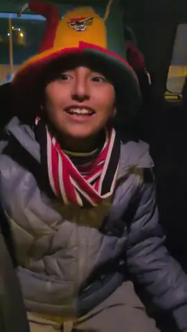 lo que todo el mundo esperaba, el f5 al meme del niño boliviano que celebra la victoria de su equipo despues de mucho, ahora celebra el repechaje. #bolivia #conmebol #venezuela #repechaje #fyp 