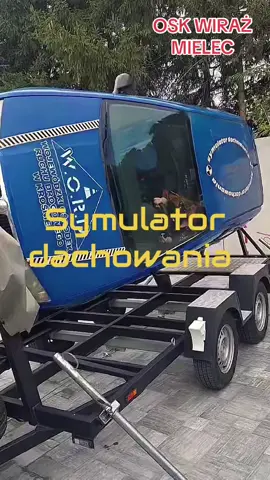 Zastanawialiście się może jak wygląda symulator dachowania? Wszystko pod kontrolą, ale wrażenia jak prawdziwe 😏 #prawojazdy #dachowanie #symulator #dlaciebie #viral 
