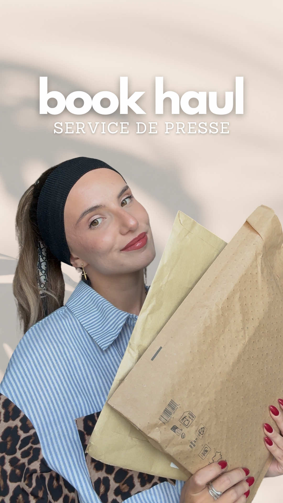 BOOK HAUL - Service de presse (merci🩷)  - Nouveau thriller mystère. Sauriez vous de qui il s’agit ? @City éditions  - Nos âmes consumées - MK Pagano @Comet  *Produits offerts  #bookhaul #BookTok #booktokfr #leclubdeslecteurs #freidamcfadden 