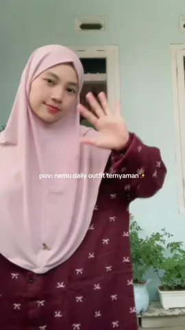 one set by@kallyoutfit hijab by@Albata Hijab #ootdsimple #hijabdaily #onesetmurah 