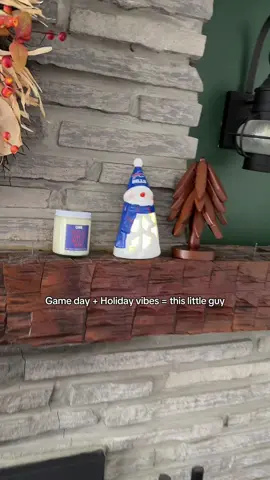 Because every snowman looks better repping your NFL team! #nflchristmas #teamspirit #holidaydecor #tiktokmademebuyit 