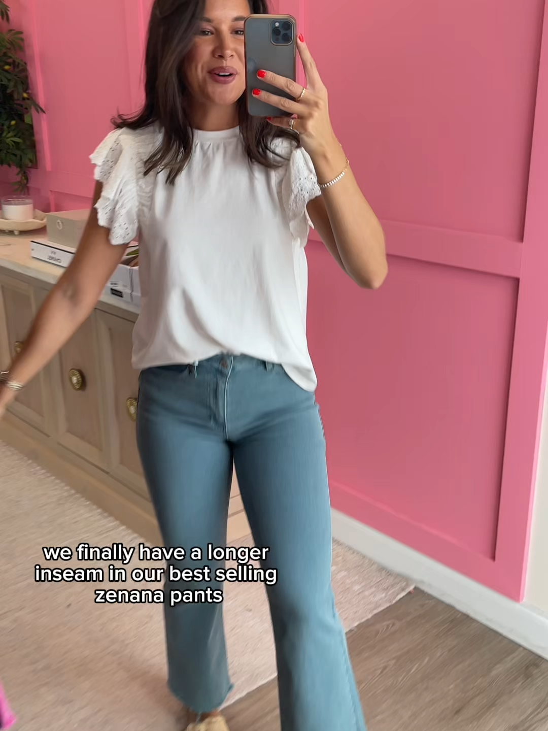 Zenana Britches are baccck! And in a longer inseam 💃 Snag the Zenana Jeans before they are gone... again