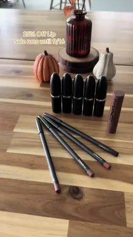 @maccosmetics #maccosmetics #maclipstick #maclip #maclipliners #macwhirl 