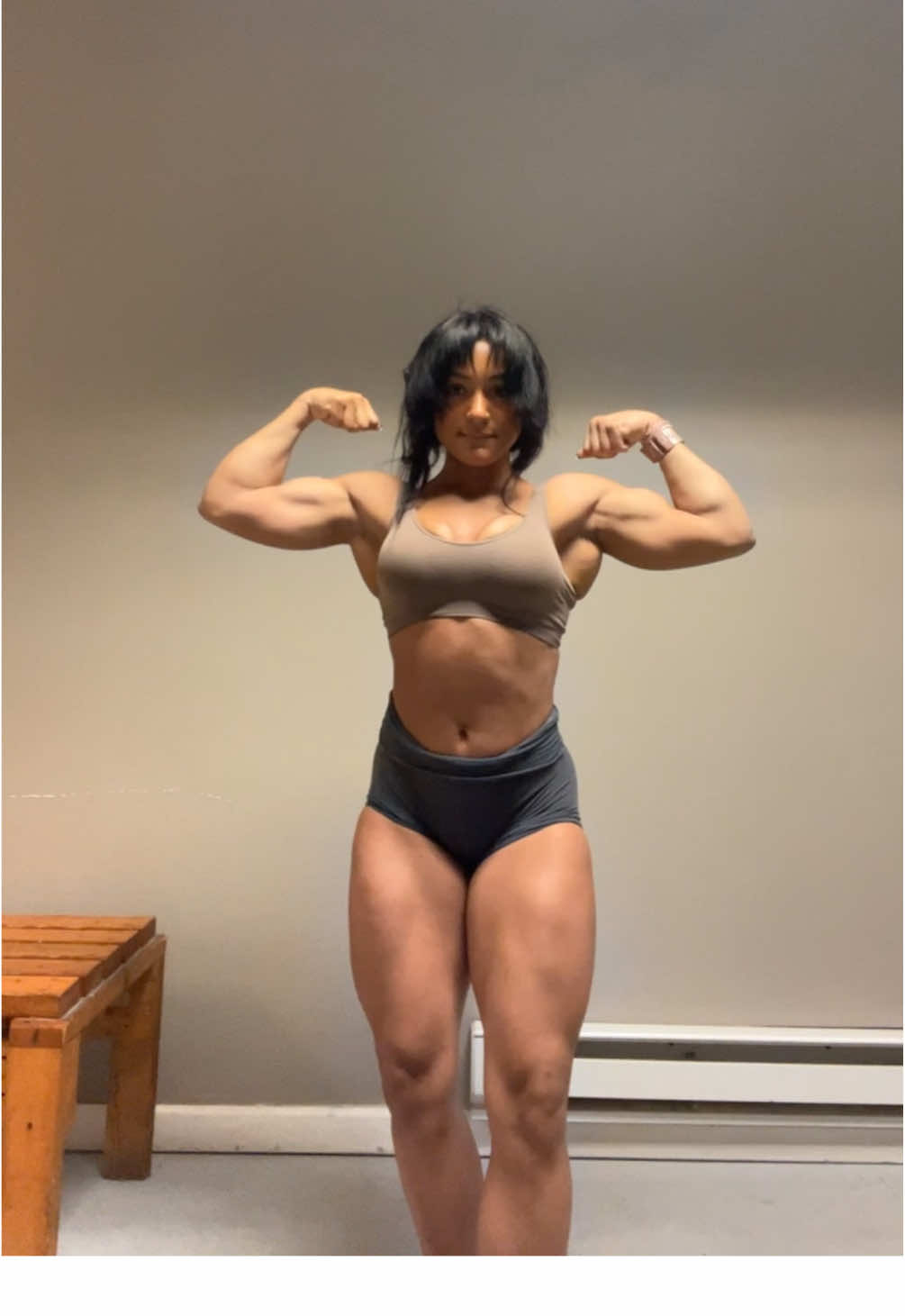 🤪 #gym #muscles #fit #fitgirl 