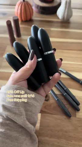 @maccosmetics #maccosmetics #maclipstick #maclipliner #macwhirl #macnightmoth 