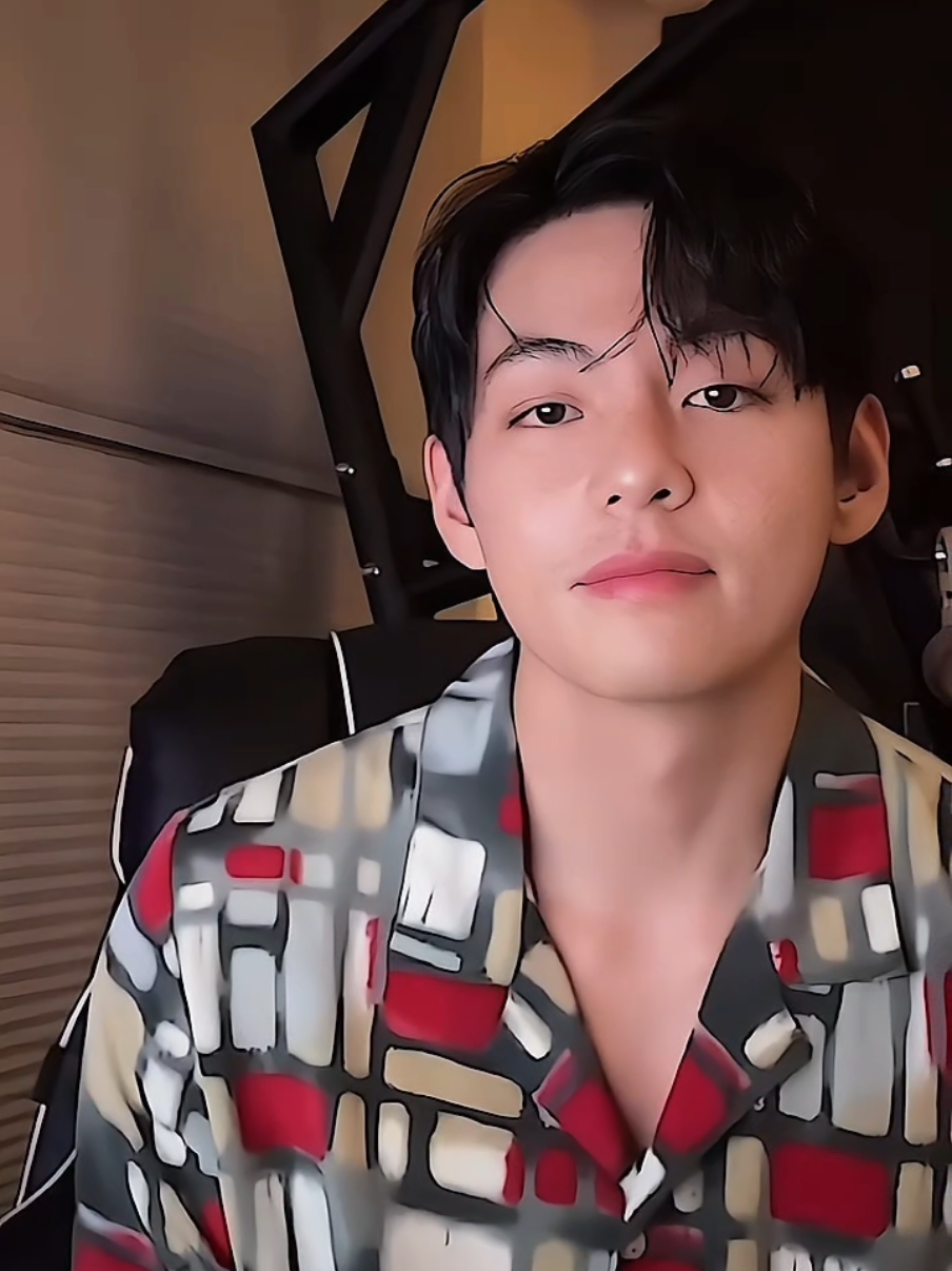 seger banget taehyung tengah malem gini #taehyung #CapCut 