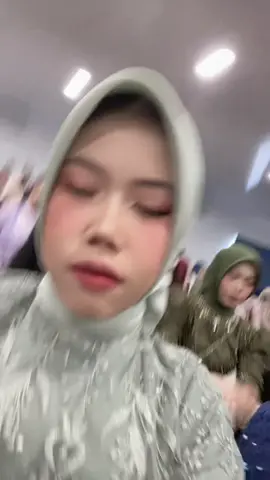 can’t move on from my makeup #foryou 