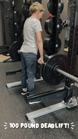 62 years old and loading up her deadlift! #personaltrainer #strength #workout #consistency #deadlift 