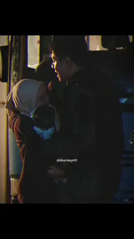 im cryying the whole scene thoo... his treasure and precious!! 🫵🏻😭🥺 emo laaa #fakescene⚠️ #fakegun #thariqridzuwanhistreasure #meerqeen #qasrinakarim 