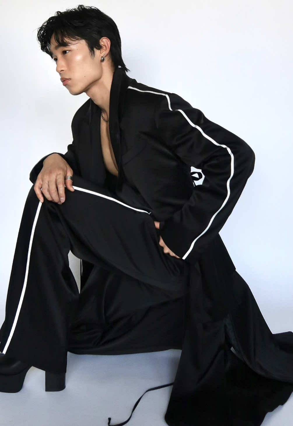 Day to night in @pd__168 🖤 a new modular uniform line by @Peter Do, ready to shop at pd-168.net #fitcheck #elevatedbasics #allblackoutfit