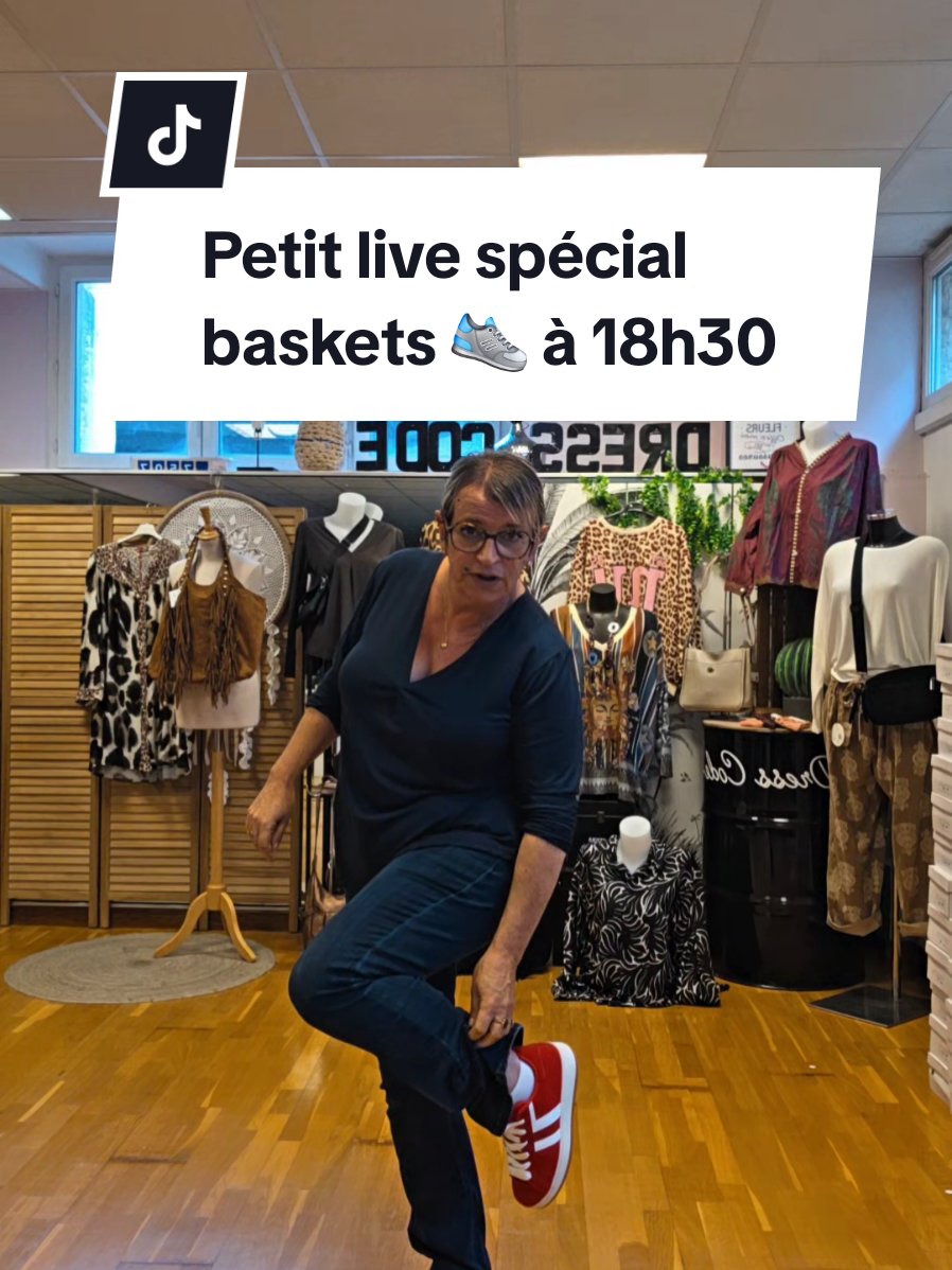 Petit live shopping spécial baskets 👟 à 18h30 by Dress Code 🛍🥰 #liveshopping #sneakers #live #dresscodegap #shopping 