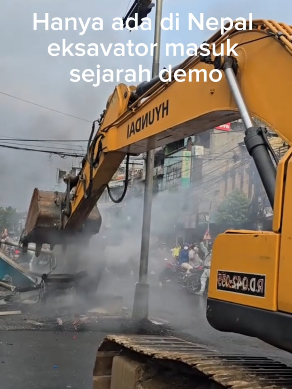 eksavator masuk sejarah 😁🫣