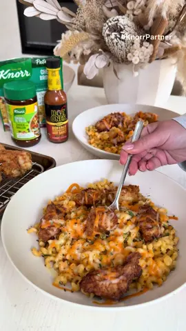 #KnorrPartner Back-to-school season always sneaks up fast, and with busy schedules, and even busier kitchens- I’m all about meals that are quick, affordable, and full of flavor. That’s why I’m so excited about this simple & delish recipe: Buffalo Mac & Cheese made with @knorr Cheddar Broccoli Spiral Pasta Sides and finished with @Hot ones Classic Buffalo Sauce. This dish comes together in under 30 minutes, uses simple pantry staples, affordable ingredients and is the perfect balance of creamy, cheesy, and just a little spicy (don’t worry, the Hot Ones sauce is only a 2/10 on the heat scale, so it’s mild enough for the whole family to enjoy!) Thanks to Knorr and Hot Ones, this bowl of comfort is proof that eating well for the family can be easy and exciting, even on the busiest nights! Save this recipe for your next weeknight dinner! xx  #EasyRecipe #homecook #backtoschool #weeknightdinner 