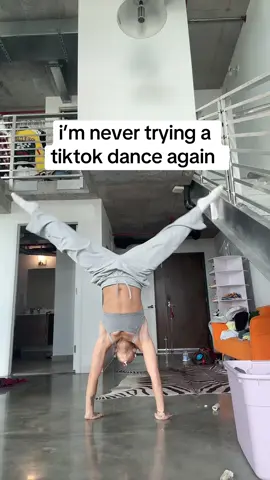 THIS WAS MY FIRST TRY OK I JUST WANTED TO SEE IF I COULD #talented #dancer #dancechallenge #fyp #supercool 