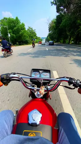 Chill time 🥶✌️😁 - #HondaBike - #BikeLovers - #Bikelife - #Motorcycle - #BikeRide