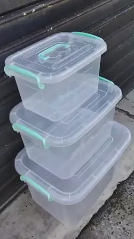 📦 ¡Organiza todo con estilo! Set x3 cajas con trabas transparente y super resistentes 💪 Perfectas para mantener tu espacio ordenado y todo a la vista 👀 #Plastimas #Organización #HogarOrganizado #CajasPlasticas #OrdenEnCasa 