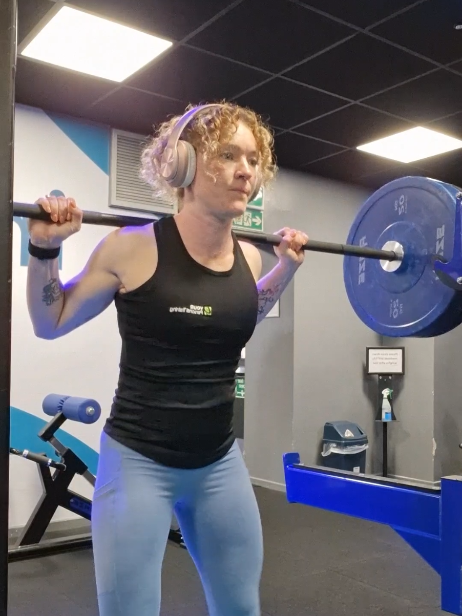 Trying to be braver with going heavier with less reps. I'm usually a solid 8-10 repper so trying to change it up and go heavier for 4-6 so I can keep hitting those progressive overload goals! 
