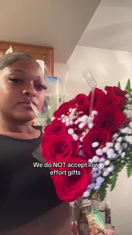 Im distraught 🤦🏽‍♀️ ##fyp##trend##trending##janaebrittany_##apologyflowers##flowers##toxic