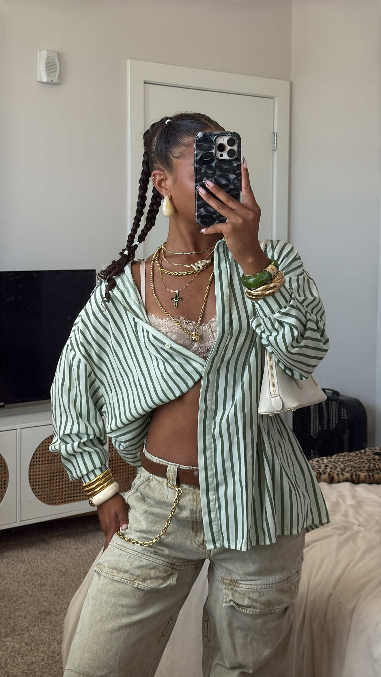 Outfit linked in my LTK! Wait this was so fun wtf 