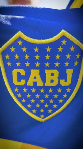 ¿Qué hincha de Boca (creador, famoso, artista o personalidad) tiene que estar en la Copa Displicente? Comentá abajo y etiquetalo para que no se quede afuera del torneo donde se enfrentan los grandes del fútbol argentino👇🔵🟡 #losdisplicentes #boca 