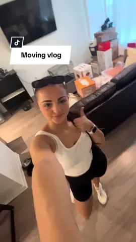 Quick little moving vlog!                                #movingvlog #pregnant #rentalhouse #moving 