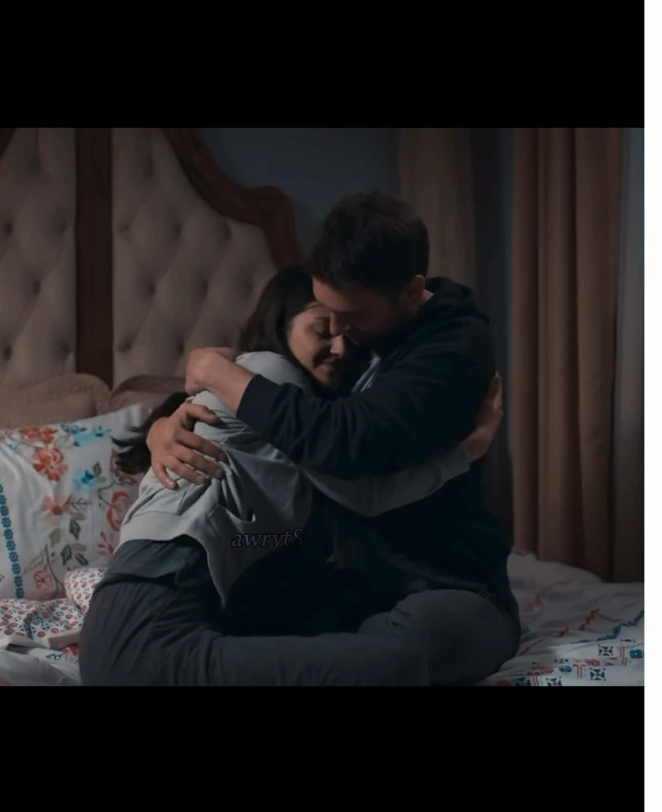 و اللي بيني و بينك إحساس أكبر من معناه🥹💗#4u #fyp #foryou #viral #اخبرهم_ايها_البحر_الاسود 