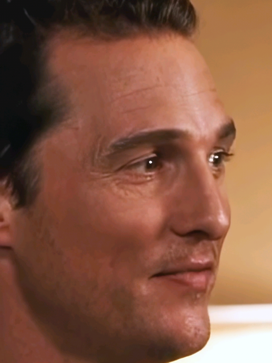 Matthew McConaughey on the Real Power in Relationships ❤️✨ Someone once said the power in relationships lies with whoever cares less… but Matthew McConaughey reminds us that true happiness comes from caring more, not less. 💡 Credit: Ghosts of Girlfriends Past #matthewmcconaughey #ghostsofgirlfriendspast #relationshipadvice #Love #happiness 