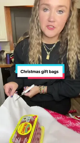 Never wrapping gifts again! #christmasgifts #giftwrapping #giftbags #wrappinghacks  