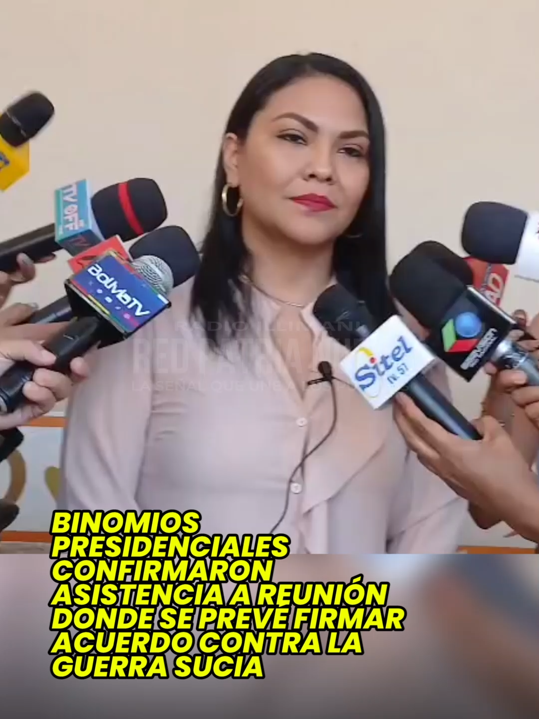La presidenta del Tribunal Electoral Departamental de Santa Cruz, María Cristina Claros, informó que ambos binomios a la presidencia confirmaron su participación en la reunión por la democracia, prevista para este miércoles a las 16:00 en el hotel Marriott, donde se prevé que firmen un acuerdo para evitar la guerra sucia en el proceso electoral. #elecciones2025 #SantaCruz #TSE #Noticias #RedPatriaNueva