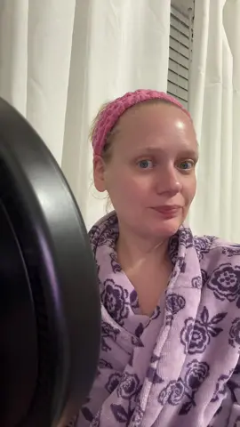 Ring light on TikTok shop #ringlight #lighting #goodlighting #contentcreator 