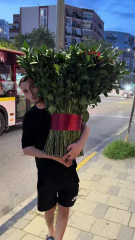 Love you #foryoupage #flowers #florist_tirana #fyp 