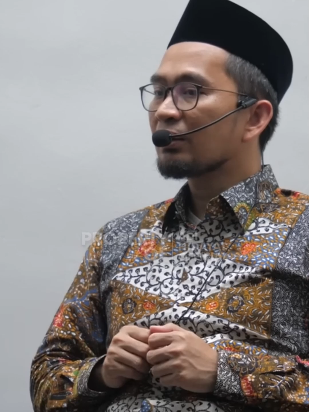 Semoga bermanfaat #ustadzadihidayat #dakwah video tanpa musiknya ada di youtube @bagikanlah_ linknya bisa diakses di bio kita.