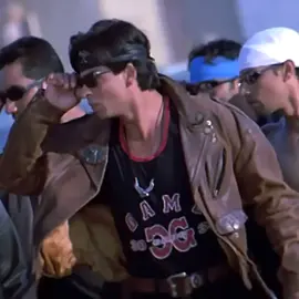 Hey you are taking to me... #shahrukhkhan #srkian #josh #dontunderreviewmyvideo #unfrezzmyaccount 