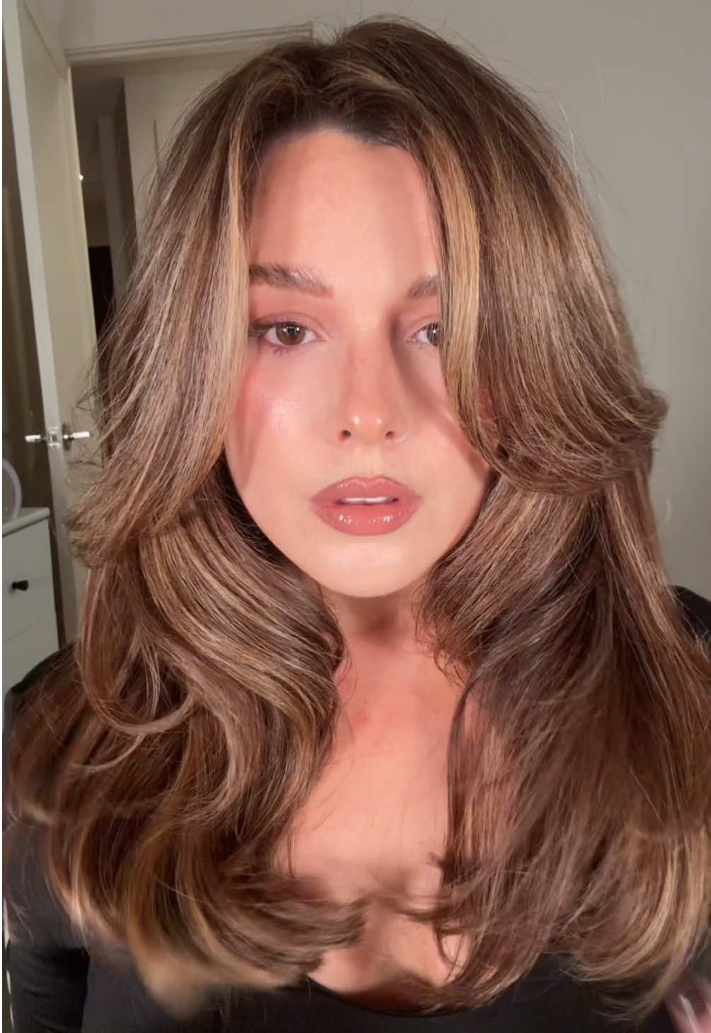 Entering my shorter hair era 💇‍♀️ I went a bit lighter too  #mediumlengthhair #haircut #lightbrownhair #chesnuthaircolor 