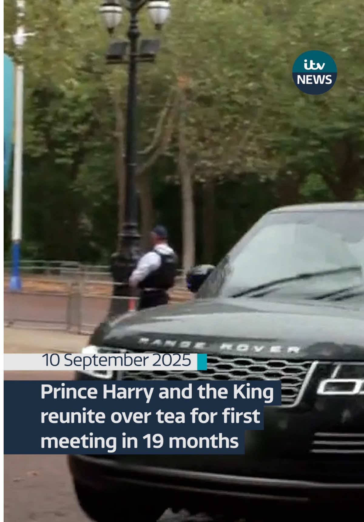 Prince Harry has met his father, King Charles, for a private tea at Clarence House in London, ITV News understands. Speculation had been growing over whether the estranged pair would meet after an apparent breakdown in their relationship and several public statements made in interviews by the prince. #itvnews #royals #princeharry #kingcharles 