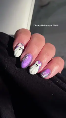 Mickey & Minnie ghost nails for Halloween 🤍 #disney #disneynails #halloweennails #nailart #disneyhalloween 