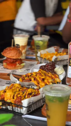 my mombasa people drip burgers is officially in mombasaaa!!!!😍😍officially opening tomorrow!!!#fyp #tiktokkenya #Foodie #burgers #mombasa @DRIP BURGERS 🍔 