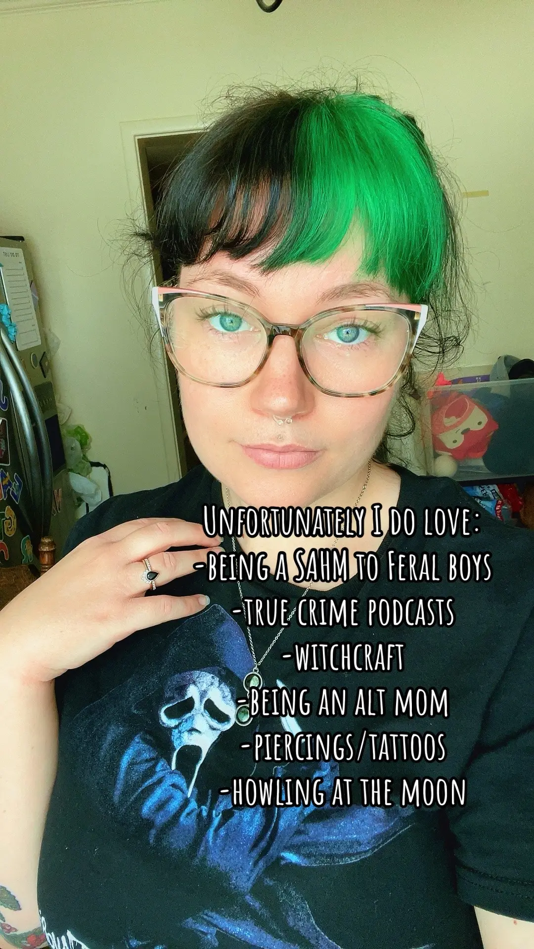 #altmom #altmomsoftiktok #weirdmom #coloredhair #greenhair #altgirl #alternativemom #weirdmomsclub #fyp #fypシ #trending #momswithpiercings #tattooedmom #momswithtattoos #gothmom #gothmomsoftiktok #sahm #boymom #sahmsoftiktok   